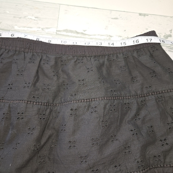 Jennifer & Grace Black Tiered Eyelet Skater Mini Skirt Size XL NWT - Picture 5 of 10